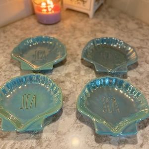 ❄️ Rae Dunn Set of Four Iridescent  SEA Plates ❄️